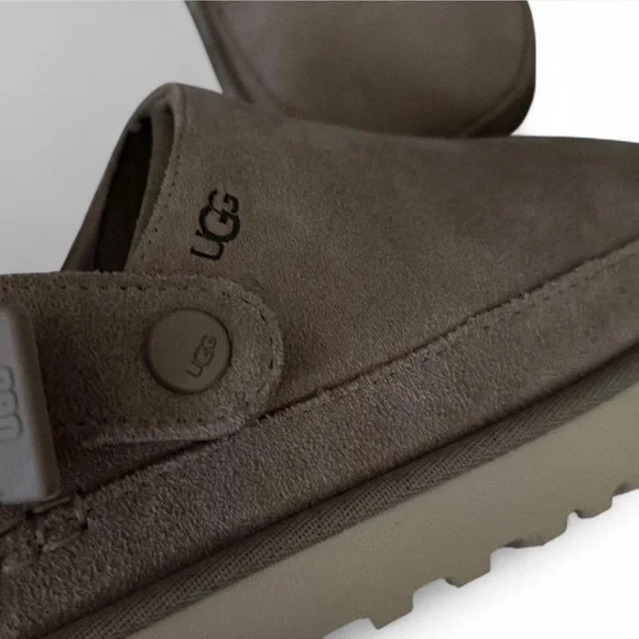 UGG Golden star Clog Shoes - Picture 3 of 6